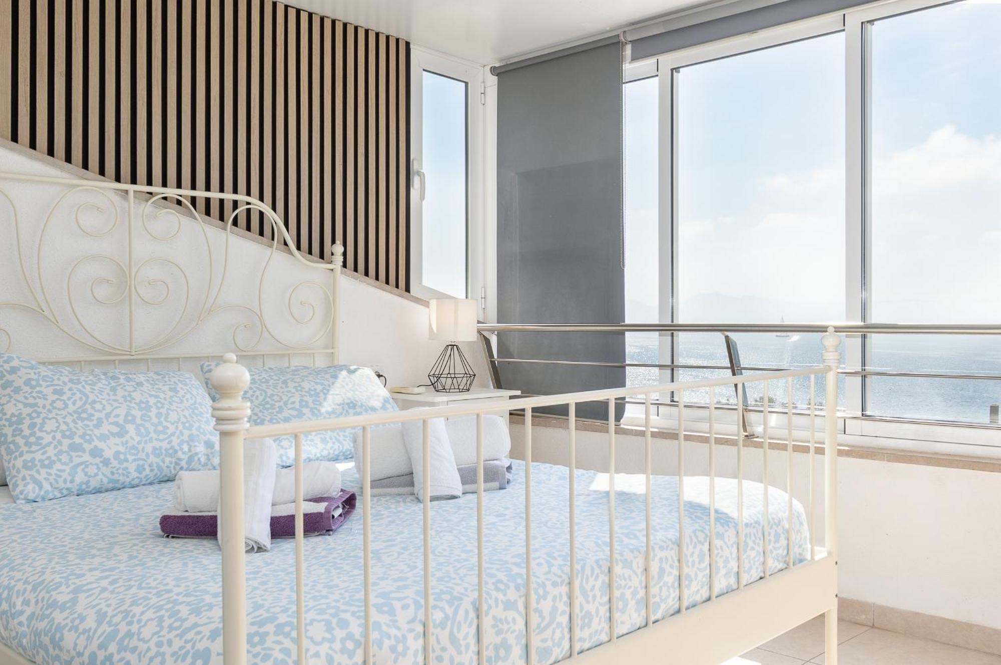 Adosado Bellavista B By Homevillas360 Alcanada Exteriör bild